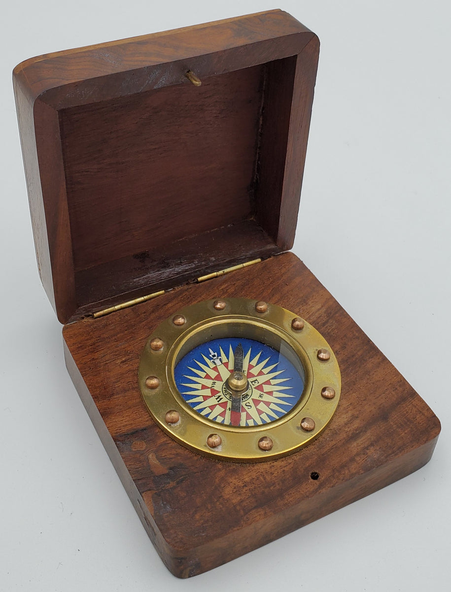 Compass Box – Many Hands Gallery